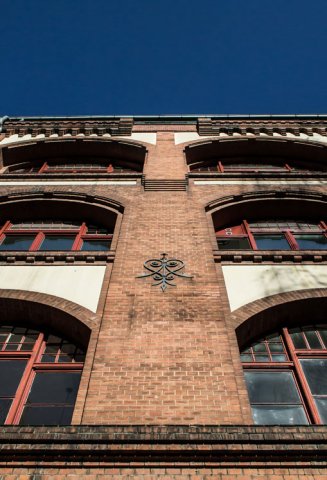 Großer Hof, Fassade